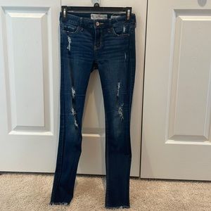 cute hollister ripped jeans